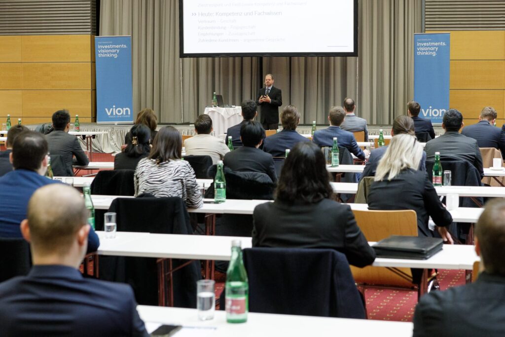 KommR Mag. Hannes Dolzer